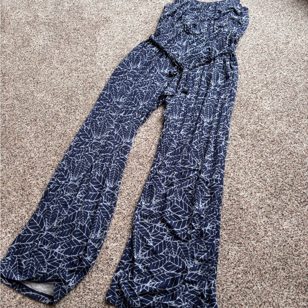 Market & Spruce Navy and White Leaf Print Romper